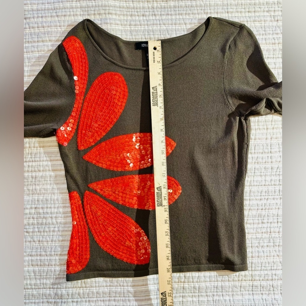 Ideology Long Sleeve Army Green Shirt with Red and Sequence Flower Size L - Picture 8 of 8